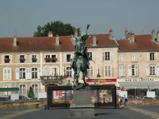 statue